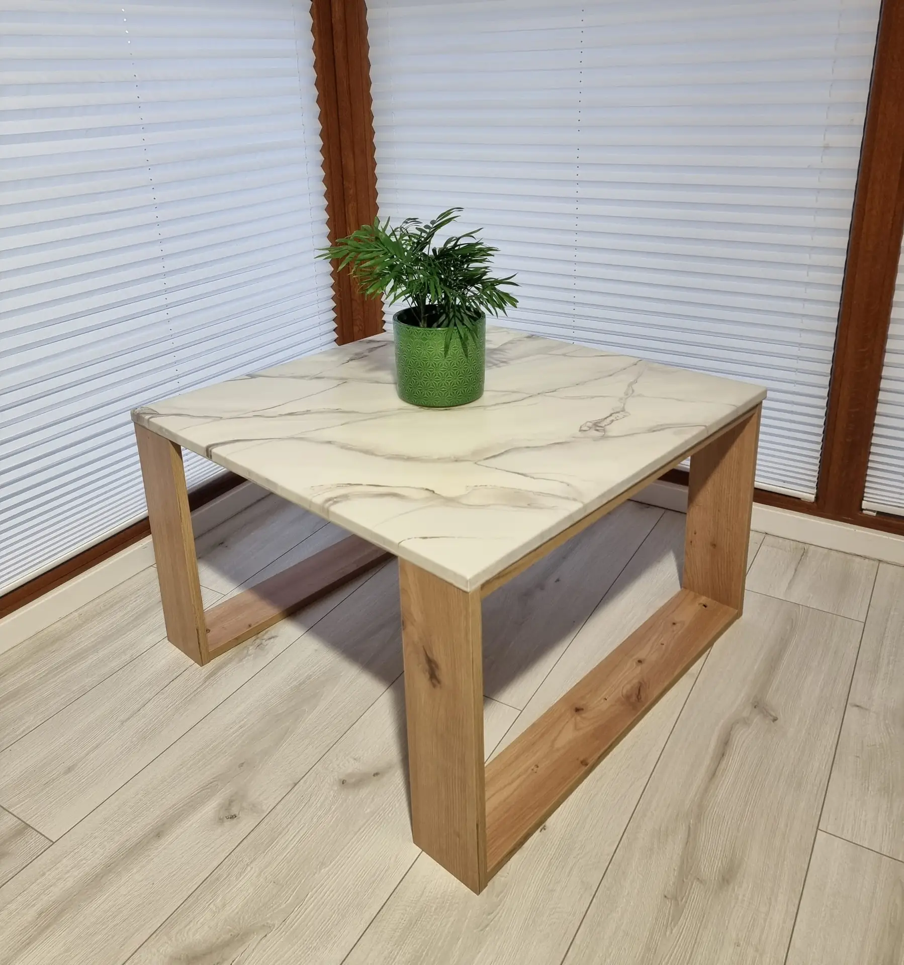 Stolik kawowy z żywicy epoksydowej, marmur - obrazek 2