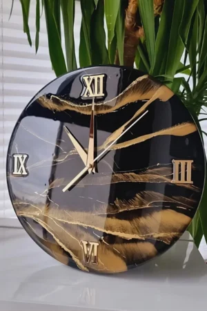 zegar ścienny czarno złoty